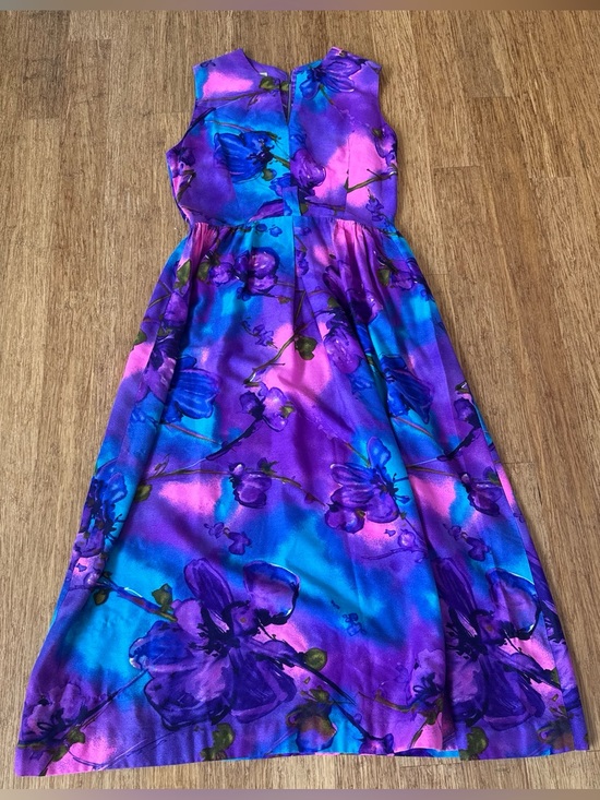 Hilo Hattie Dresses & Skirts - Vintage 1970s Hilo Hattie, purple and pink maxi dress small medium